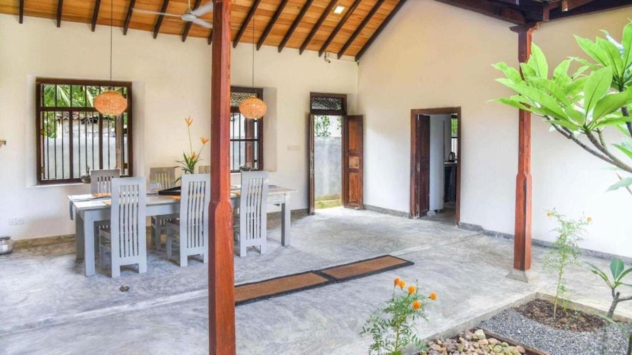 Antique Ceylon Villa アハンガマ エクステリア 写真