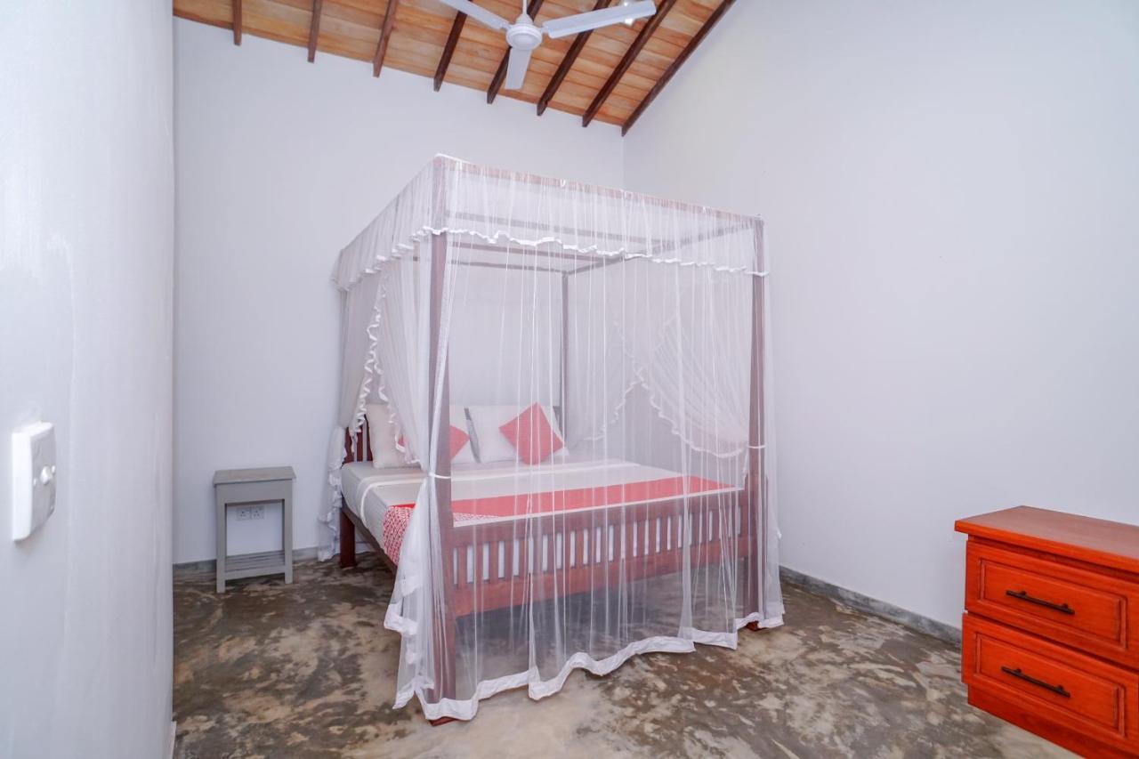 Antique Ceylon Villa アハンガマ エクステリア 写真