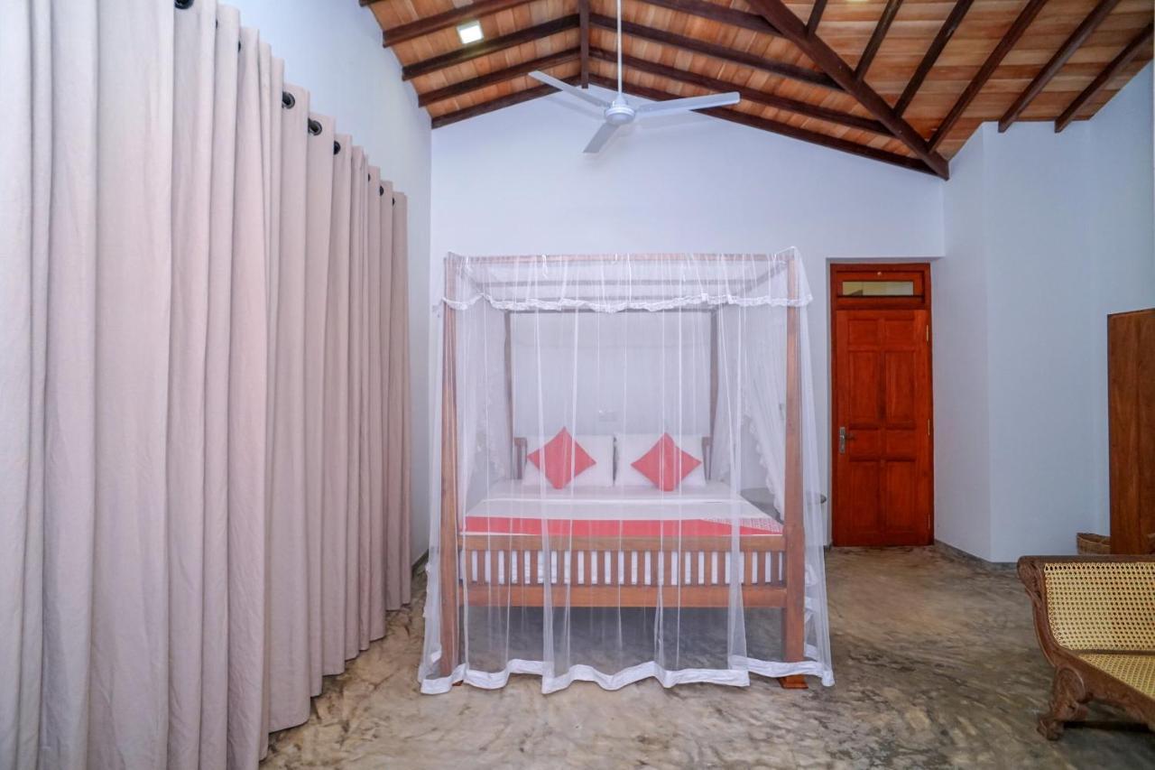 Antique Ceylon Villa アハンガマ エクステリア 写真